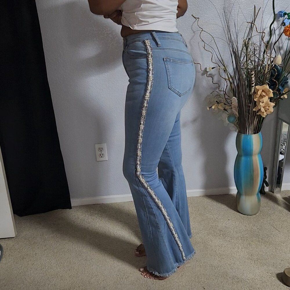 Akira Flare Jeans with Pearls Size 5 - Picture 5 of 10